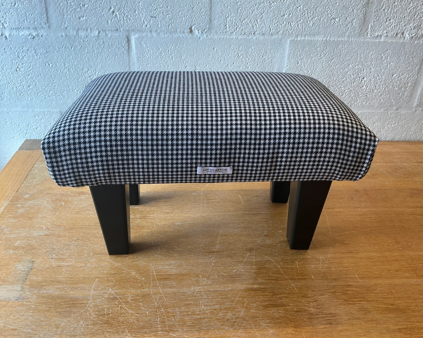 Small Footstool in Shepherd Check – Timeless Charm & Everyday Comfort